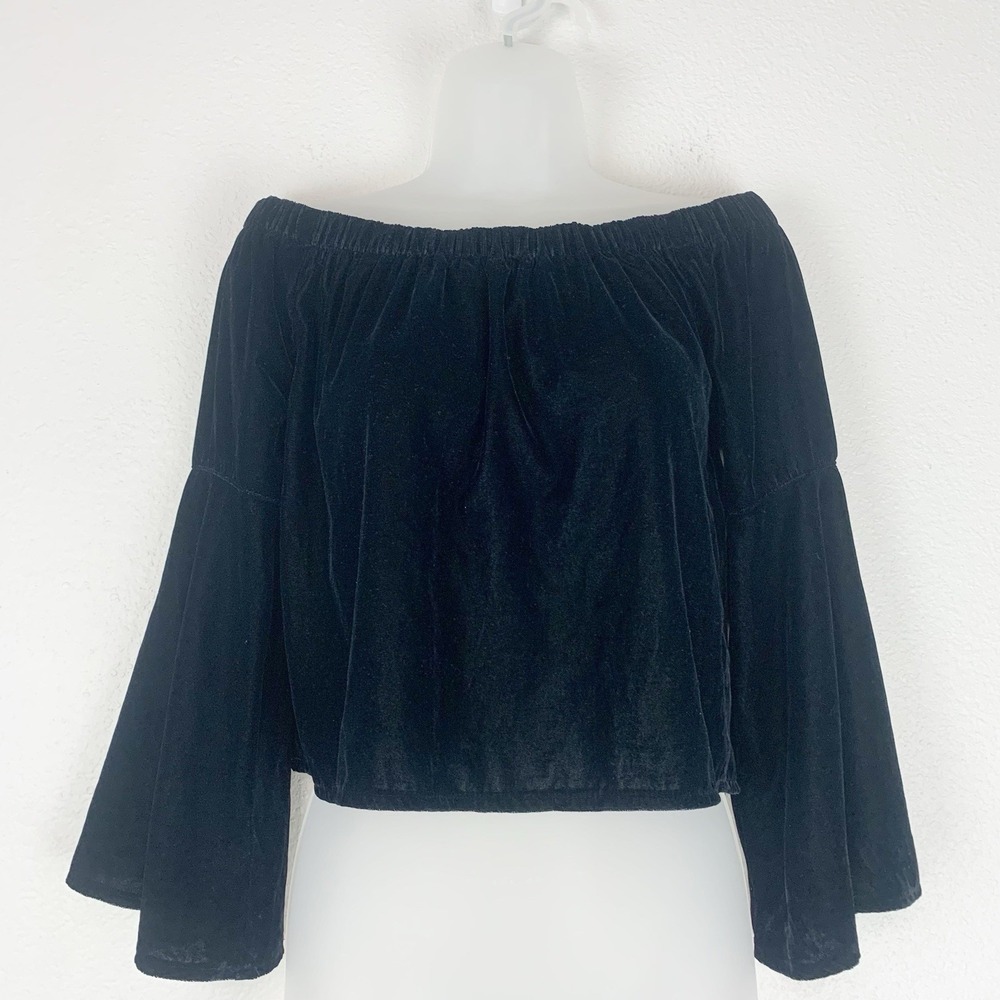 Hollister Shirt XS Witchy Whimsigoth Velvet Boho Feminine Black Bell‎ Sleeve Top